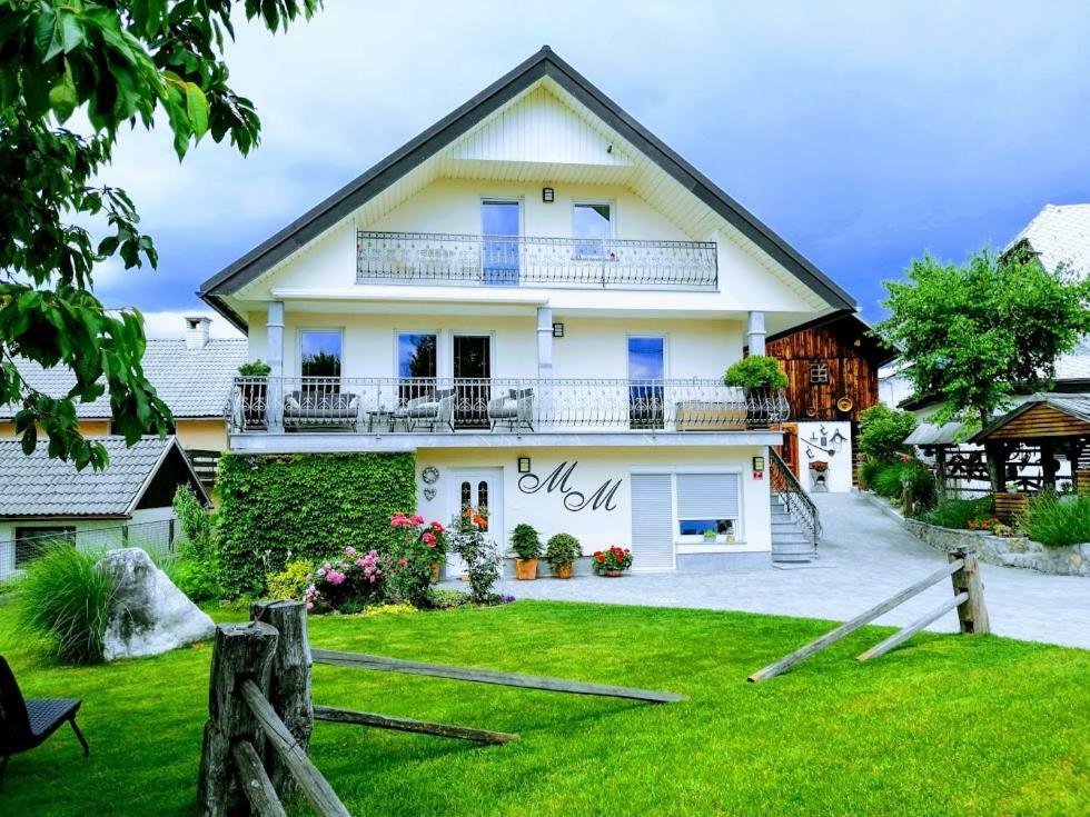 Апартаменти Barn House Mm Блед Екстер'єр фото
